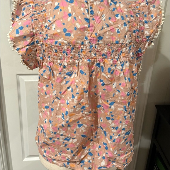 THML Flutter Sleeve Smocked Button Back Top Size Medium - Picture 4 of 6